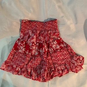 Red paisley pattern mini skirt.